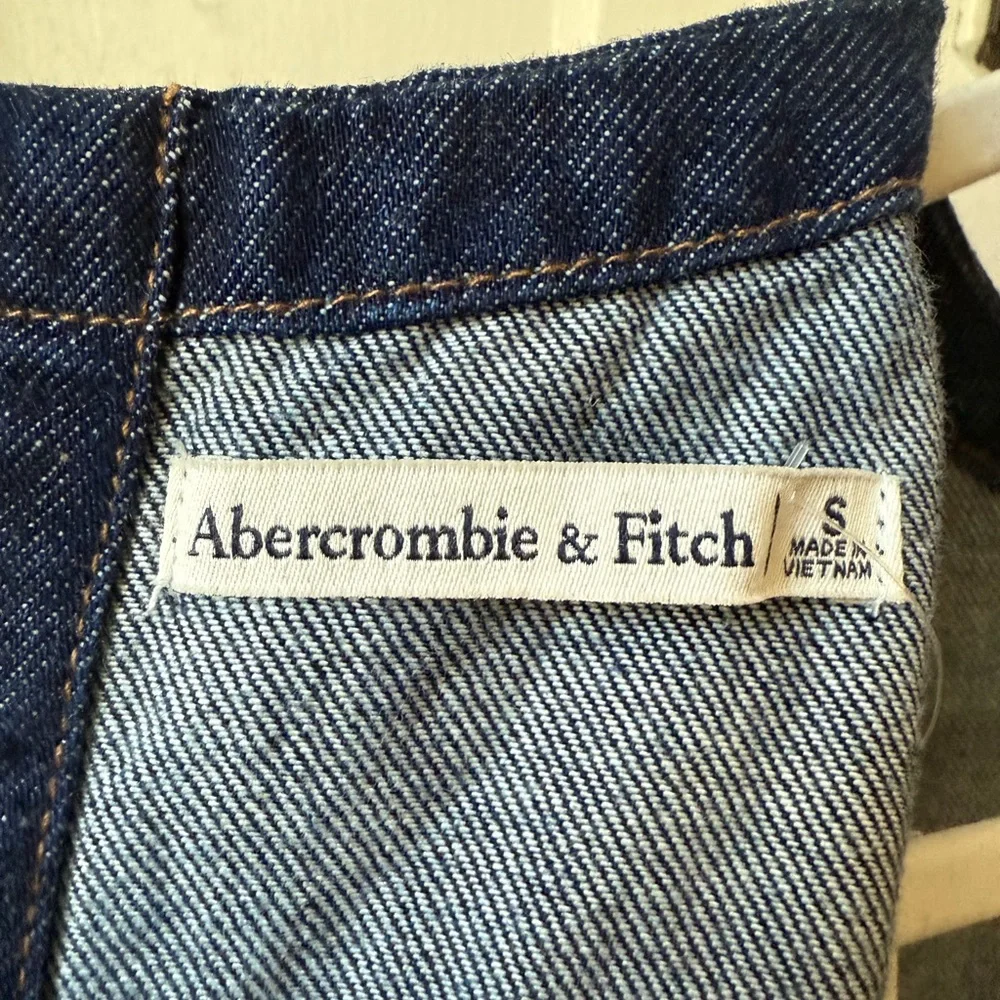 Abercrombie & Fitch denim top- new with tags! - Picture 4 of 5